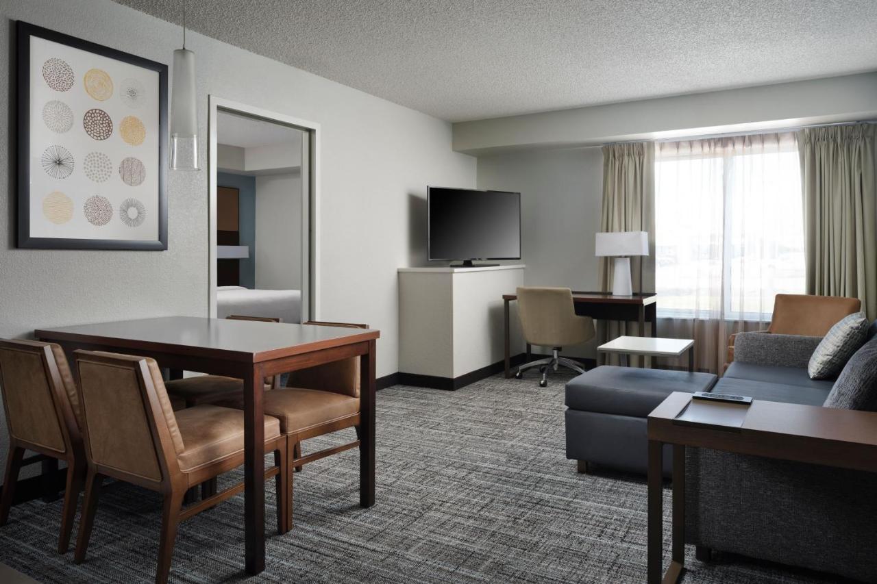 Residence Inn By Marriott Grand Rapids Airport Cascade Exterior photo